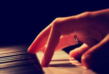 纬来体育:逆袭!29岁入选国家队如今闪耀德甲赛场,此前职业生涯颠沛流离.